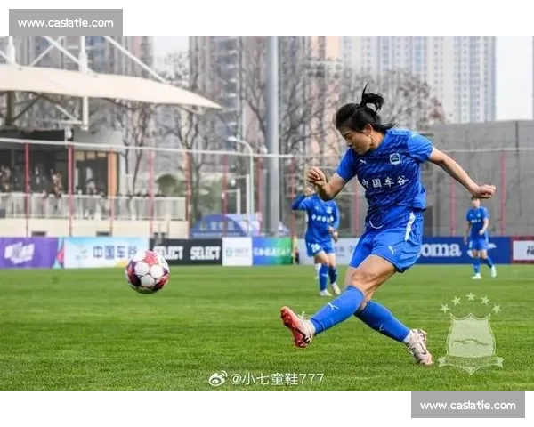 王霜:亚冠夺冠后,武汉车谷江大要做中国女足永恒标杆! 王霜:亚冠夺冠后,武汉车谷江大要做中国女足永恒标杆!