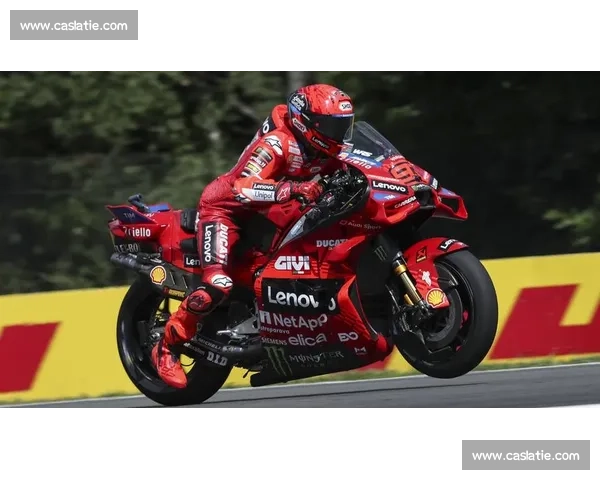 马奎兹加泰冲刺 8 连胜：弯道惊魂救车与命运馈赠的胜利